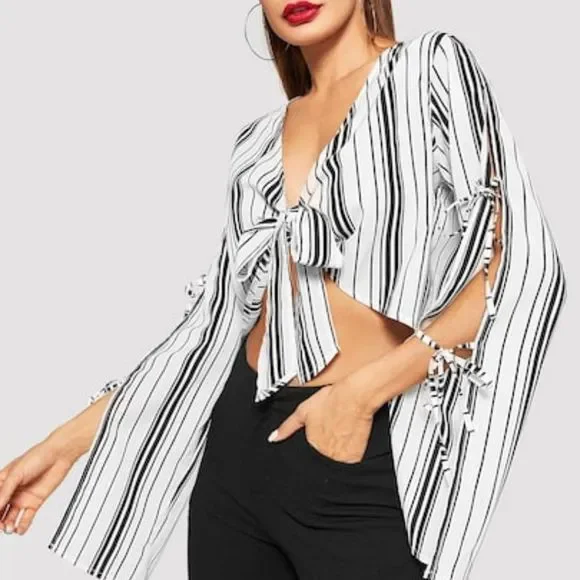 Split Bell sleeve tie front crop top - Picture 3 of 4